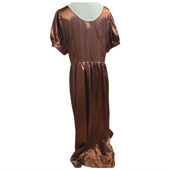 Elegant Brown Satin pintuck short sleeve plus size maxi Dress 2xl - Picture 4 of 4